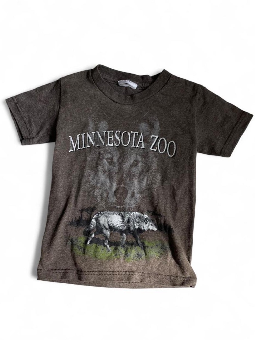 Vintage Minnesota Zoo Wolf Tee